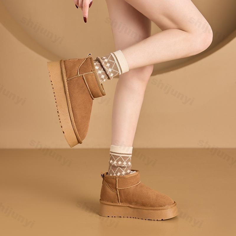 Winter Women Snow Boots 2026 Plush Warm Anti Slip Comfortable Ankle Boots Fluffy Round Toe Platform Windproof Cotton Boots