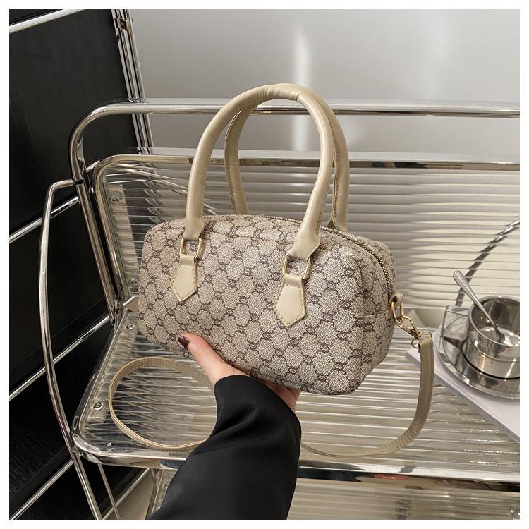 

This year s popular Boston bag spring and summer large capacity 2025 new women s messenger bag printed portable pillow bag