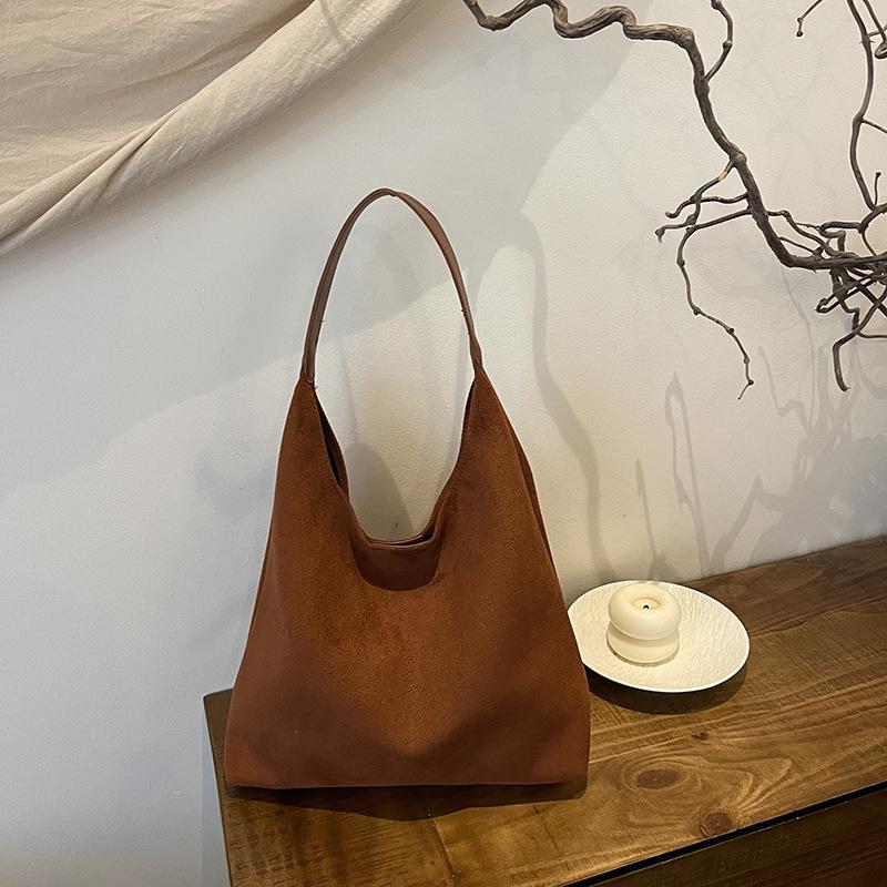 2025 Schulter Damen Tasche große Kapazität Tragetasche modisch vielseitig Kakao Nische eingebaut kleine Tasche