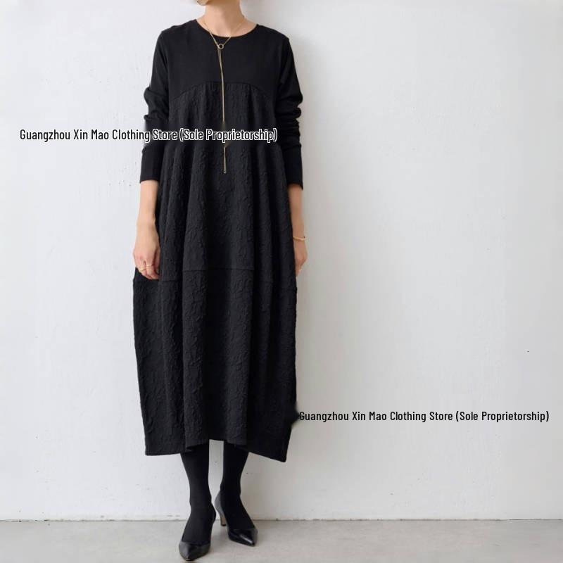 

Japanese Black Patchwork A-Line Dress with Textured Pockets One Size чёрный
