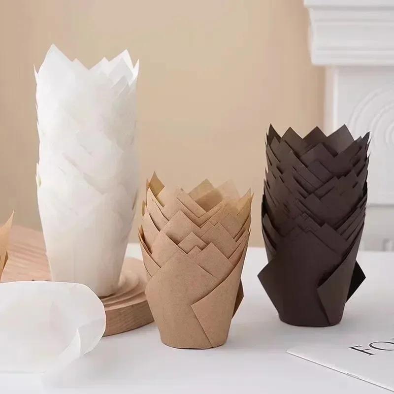 50 ks papírových kelímků na tulipánový dort, dezertní muffin, plamenné kelímky, jednorázové pečení, odolné vůči vysokým teplotám a oleji, papírový tácek