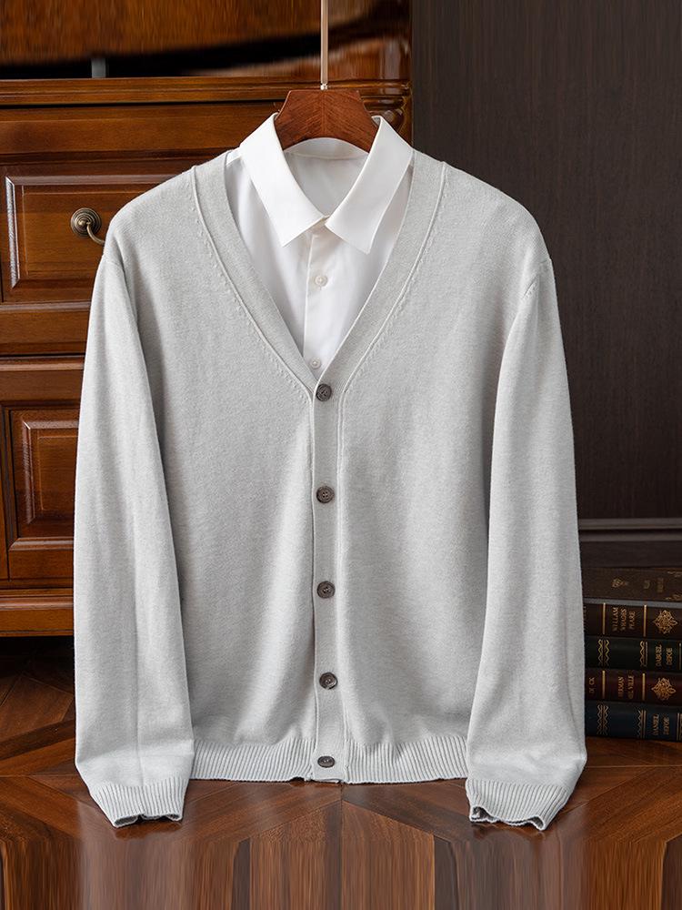 Men's Plus Size V-neck Knit Cardigan Sweater for Autumn & Winter