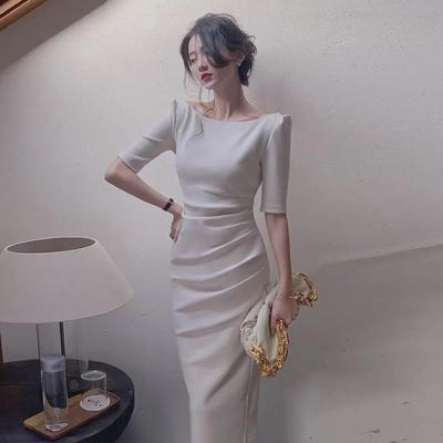 Abito lungo da donna a una spalla stile Hepburn francese Primavera/Estate 2025