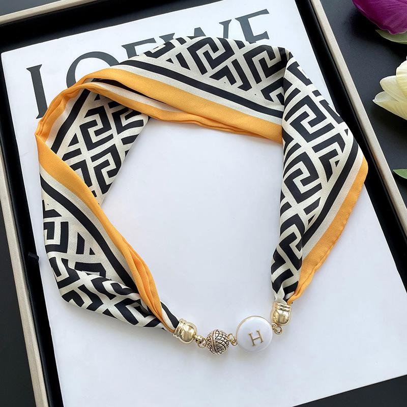 Lazy magnetic buckle silk scarf women's spring and autumn thin neck protection magnetic buckle silk scarf long small collar versatile pearl necklace