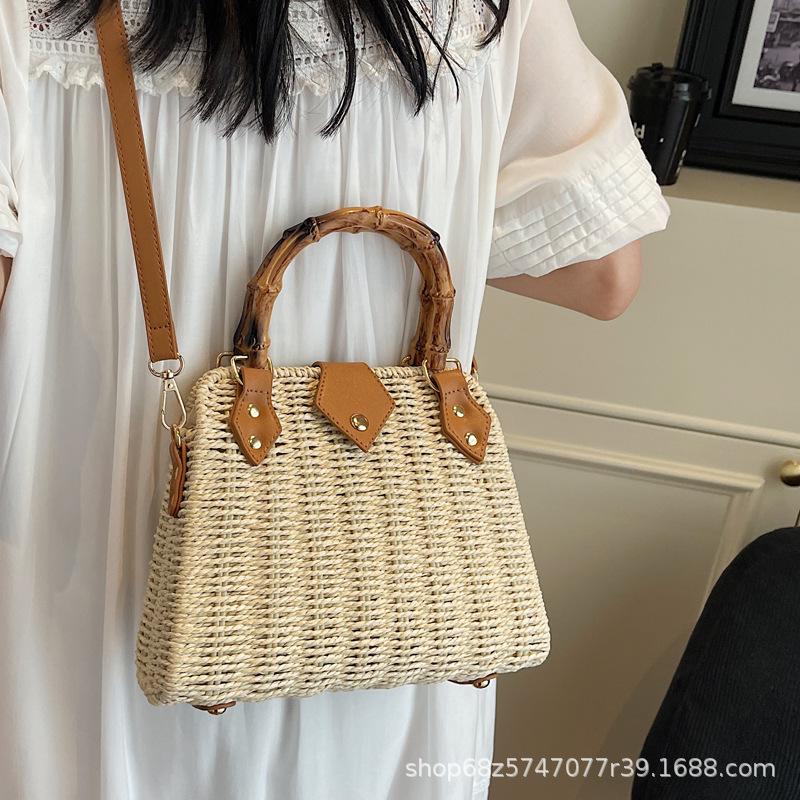 Popular Popular Niche Design Straw Woven Bag New Women's Bag Popular Versatile Messenger Bag Handbag Woven Leisure Bag
