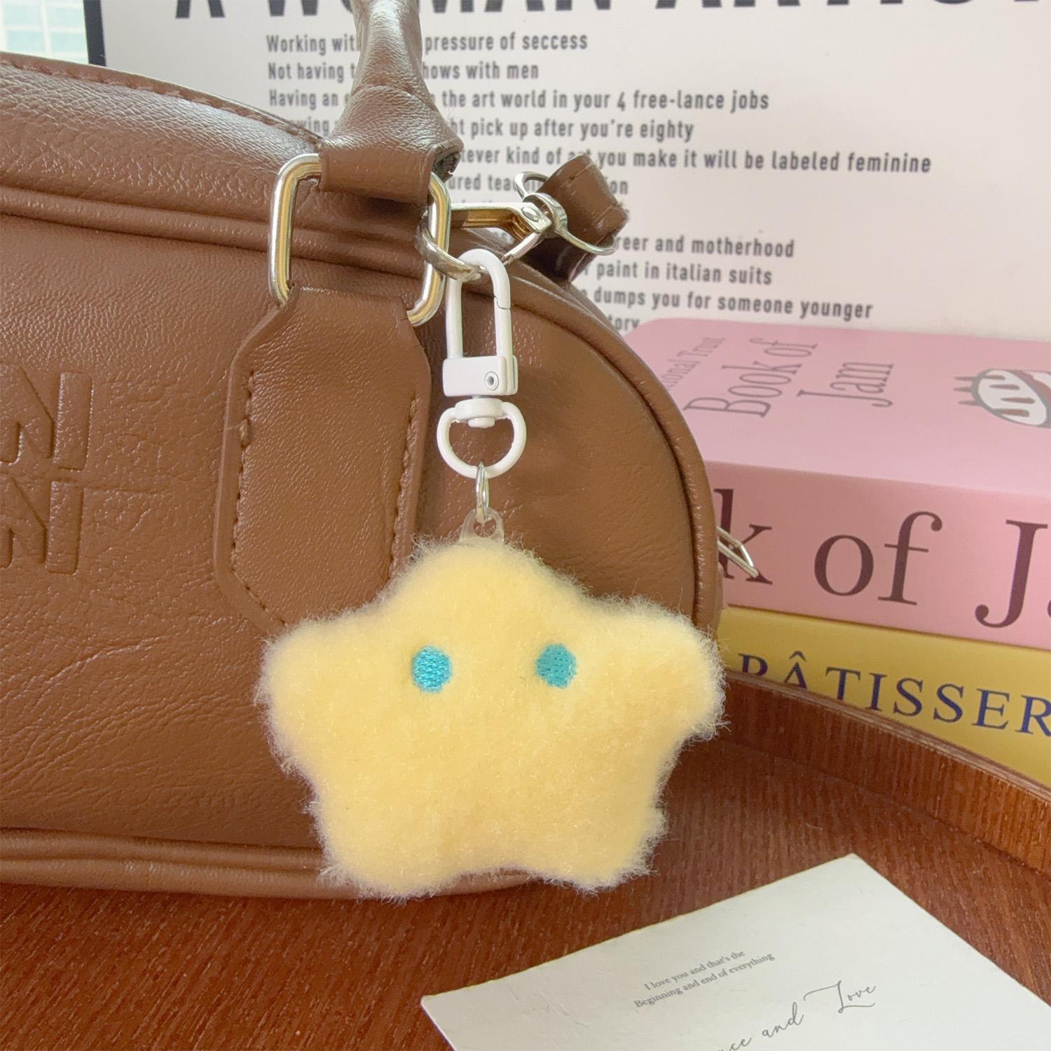 

Cute Stars Plush Toy Keychain Girls Fluffy Soft Cute Backpack Bag Pendant Practical Mini Yellow Keychain Charms Keychains Gifts