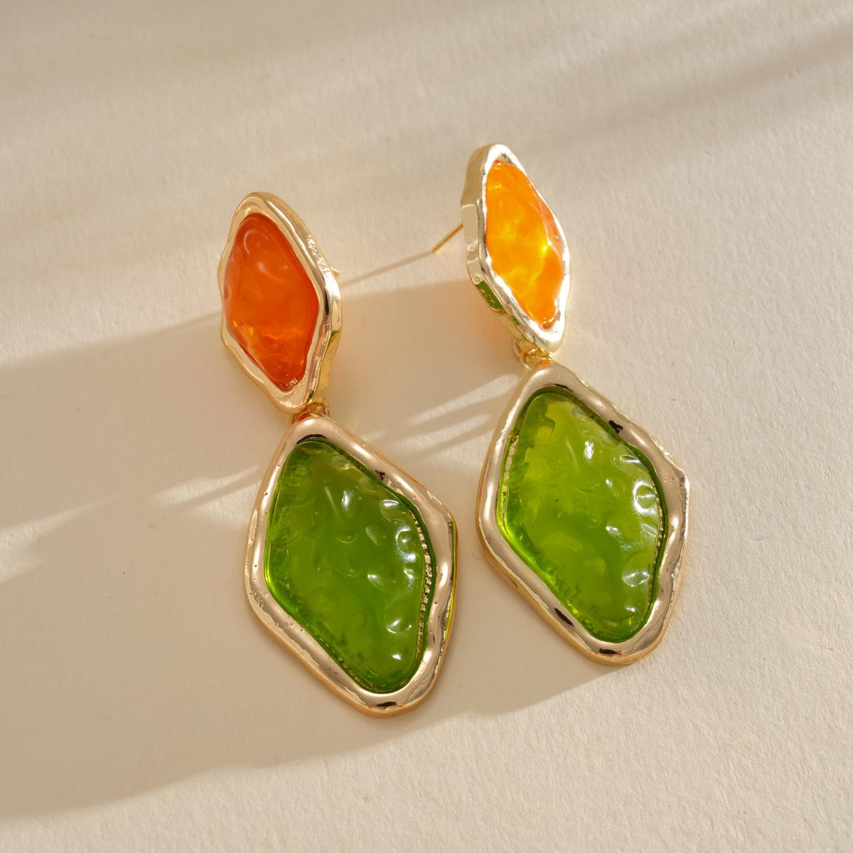 

DIGADAGU Alloy Resin Square Geometric Dangle Earrings New Simple Luxury Earrings Women Party Zircon Accessories зелений