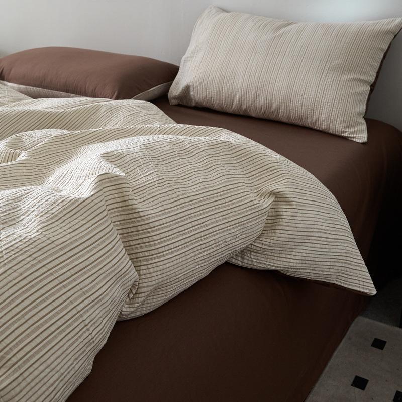 Pure Cotton Bedding Four-piece Set Skin-friendly and Breathable Washed Sheets Quilt Covers Pillowcases