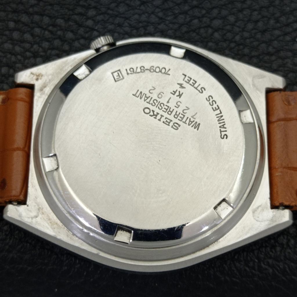 JAPAN VINTAGE SEIKO 5 AUTOMATIC 7019A MENS SILVER COLOR DIAL WATCH a700593-5