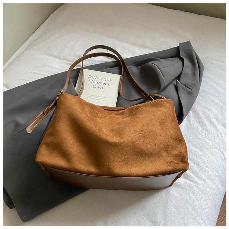 Korean Relaxation Retro Tote Bag Women's New Large-capacity Shoulder Bag Casual Fashion Commuter Bag