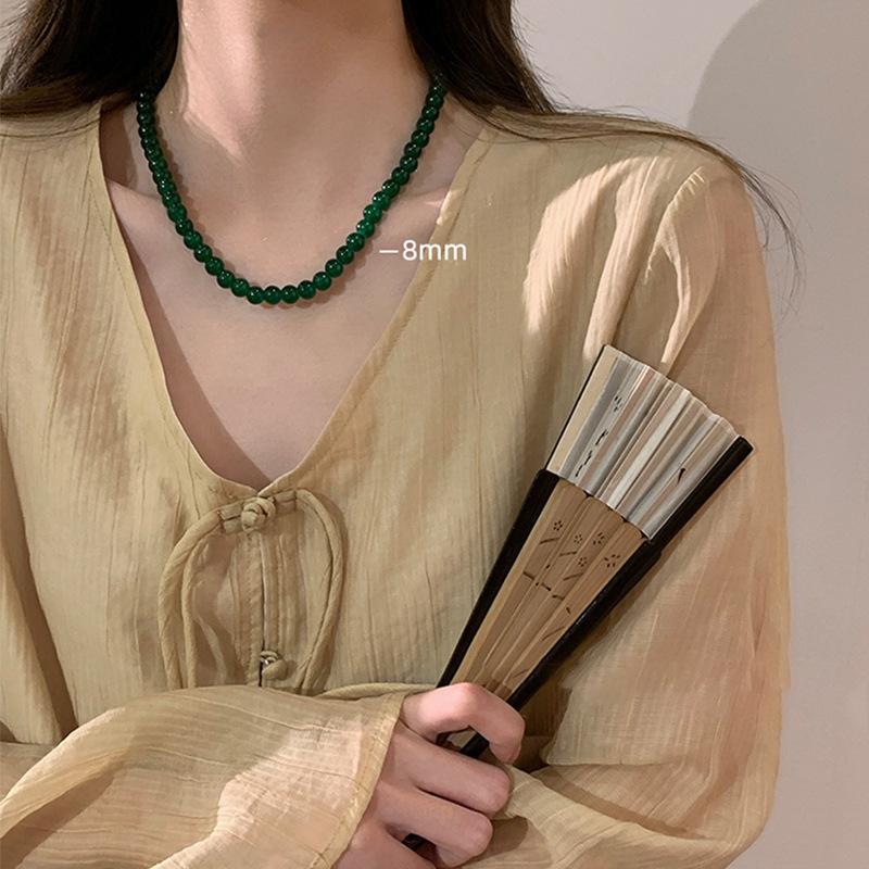 New Chinese-style green ingot buckle necklace women's light luxury niche high-end sense beaded collarbone chain retro temperament match