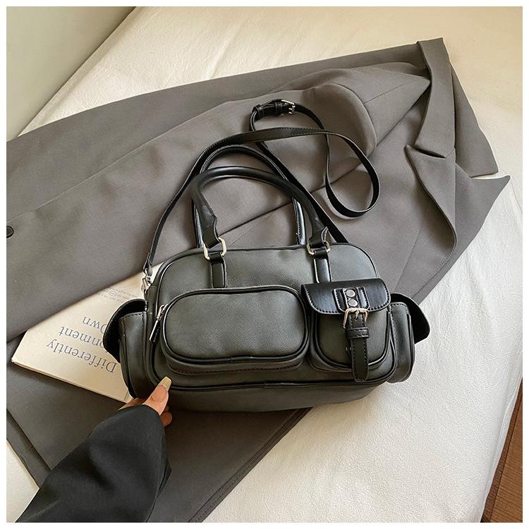 2025 new Korean popular fashion bowling bag female Sen Meng niche underarm bag handbag commuter messenger bag