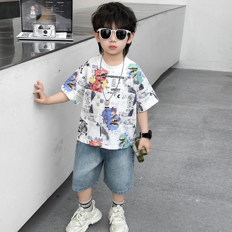 2026 Boys' Korean Style Summer Set: Colorful Dinosaur Print Tee & Denim Shorts