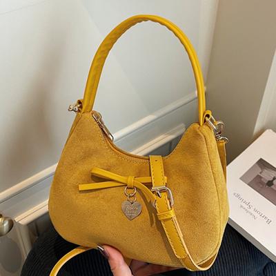 Módní letní ležérní a stylová crossbody taška na jedno rameno do podpaží, jednoduchá ruční taška ve tvaru půlměsíce