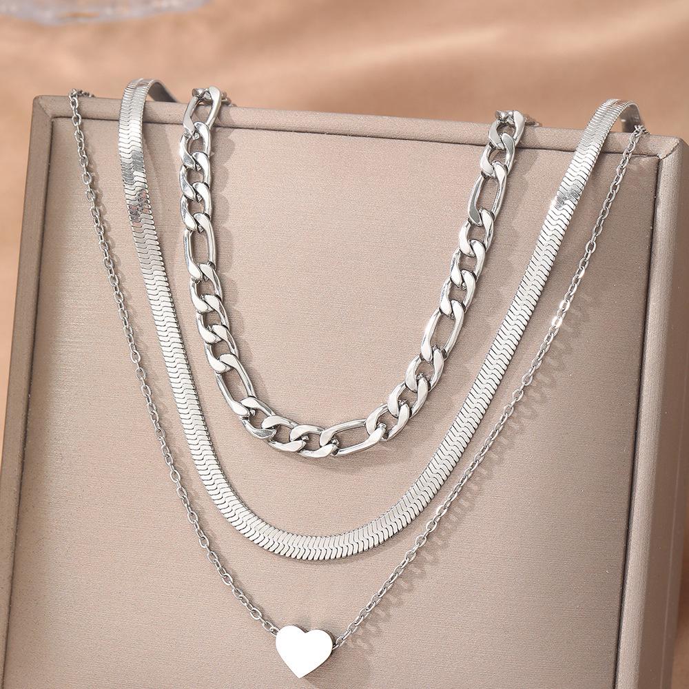 Exaggerated Heart Pendant Multi-Layer Necklace - Light Luxury, Unique Style