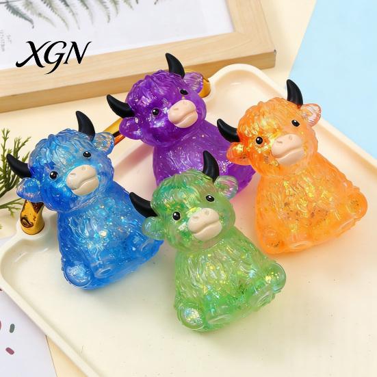 Highland Cow Stress Ball Glitter Squeeze Toy Slow Rising Clear Cattle Relief Anti-anxiety Soft Animal Shape Home Office Desk Fidget Shaped