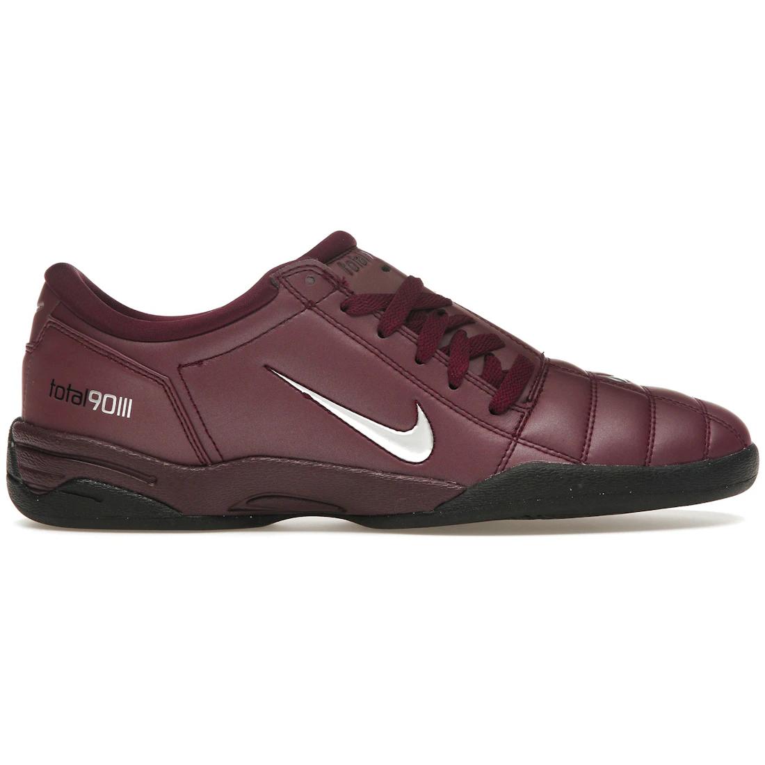 

Кросівки Nike Total 90 3 SP Бордові(HJ9351-600) 42