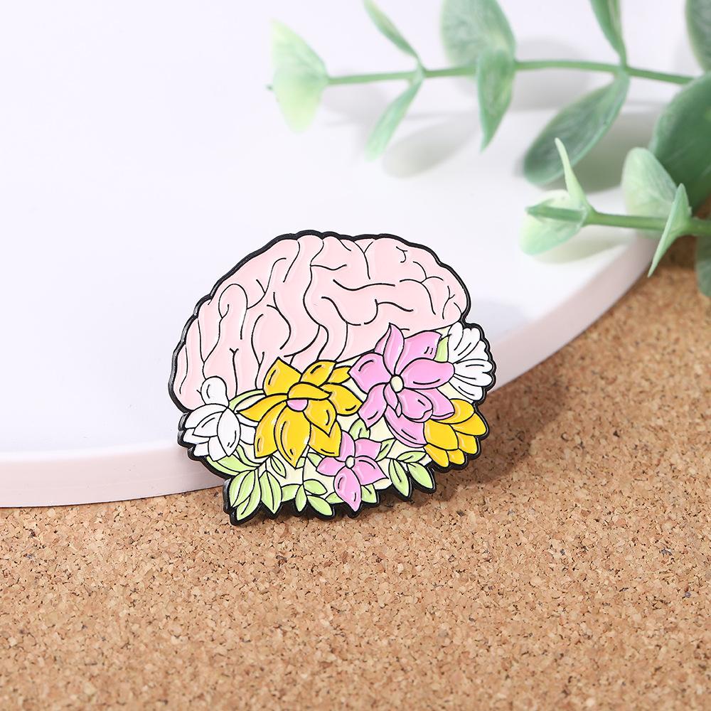 Pink floral brain-shaped alloy brooch, exquisite creative organs, oil drop badge