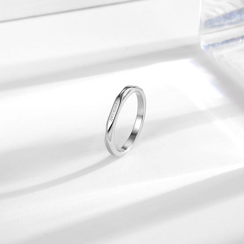 Japanese-Korean Faceted Titanium Steel Couple Ring - Niche Design, Light Luxury, Index Finger Jewelry