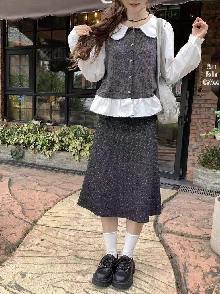 Autumn 2025 Women's Elegant Patchwork Doll Collar Shirt - Chic, Age-Defying Long Sleeve Top