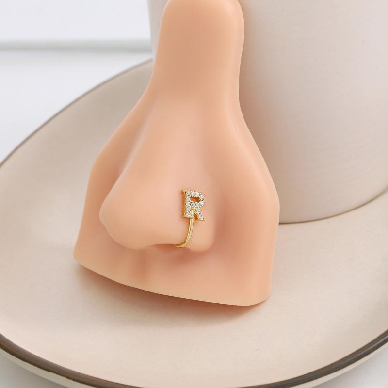 A 26-letter U-shaped Diamond-encruted Nose Stud Without A Pungent Clip