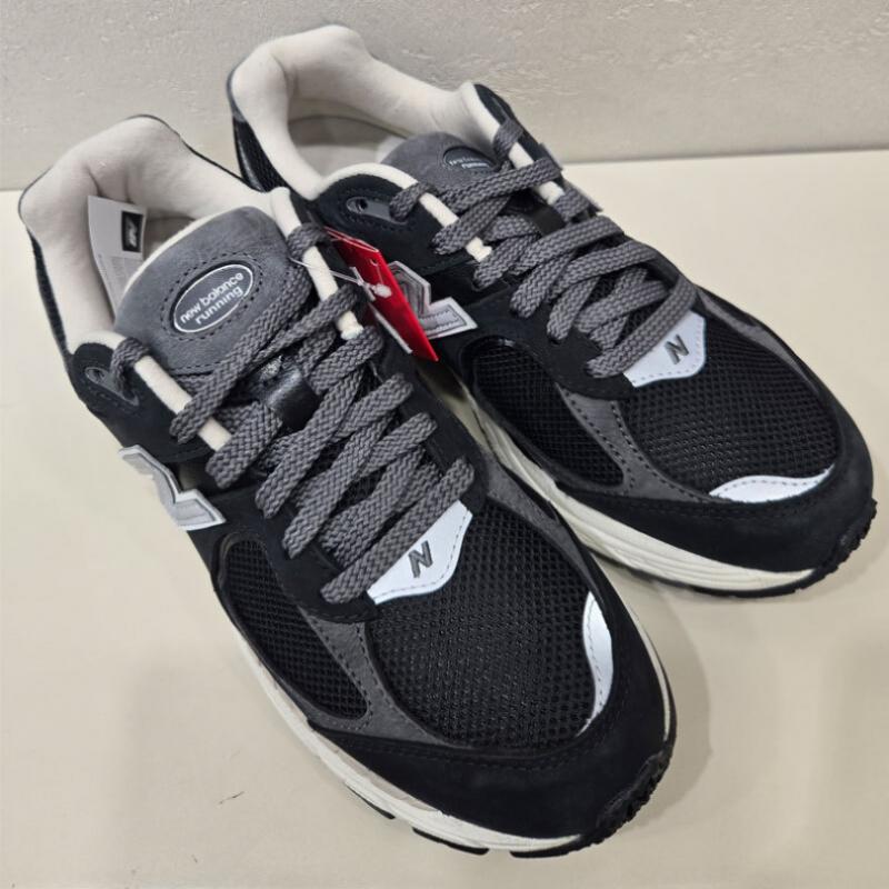 New Balance Domestic Store Premium Pack Sneaker M2002rnc