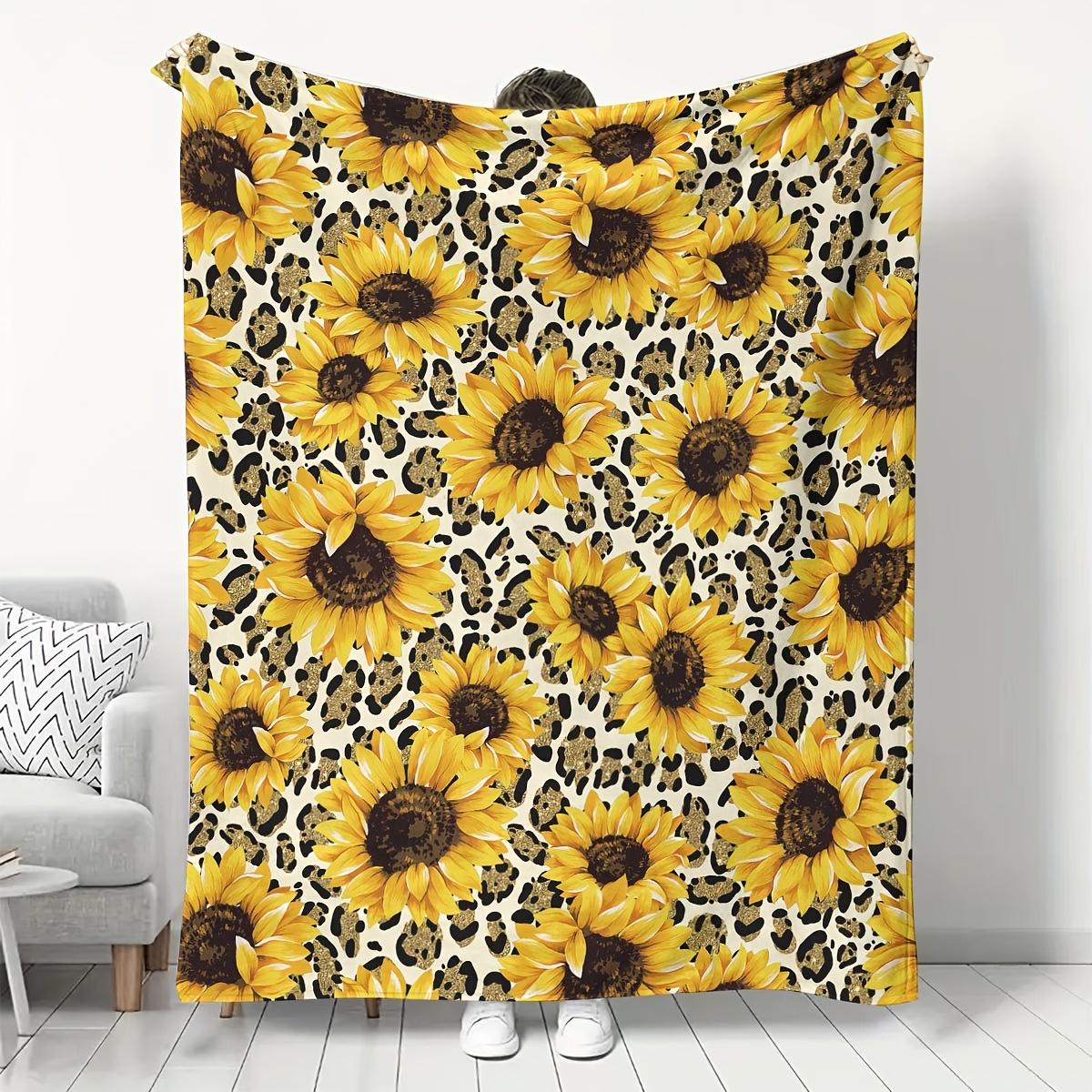 Monika Chen Unisex Flannel Sunflower Throw Bold Leopard Pattern Sunflower Design Flannel Throw For Bedroom Snuggling Warm Trendy Vibe Certified