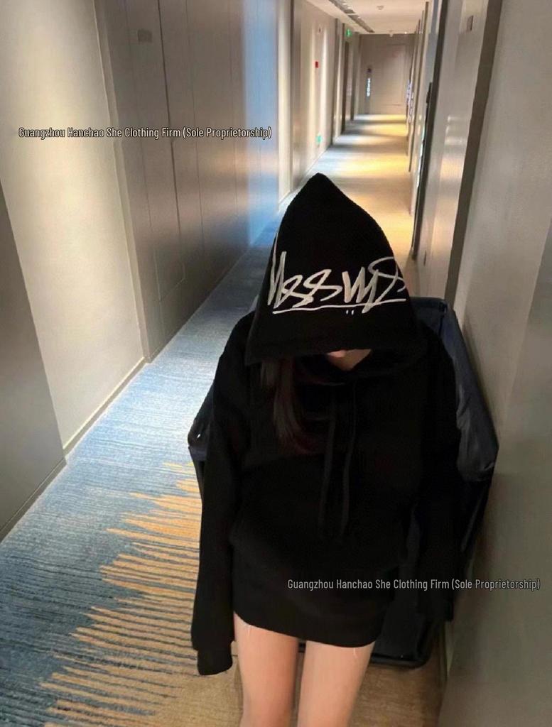 Sudadera con Aplicación Trasera SS23: Nuevo Gorro con Cremallera Retro de Alta Calle con Logo Bordado