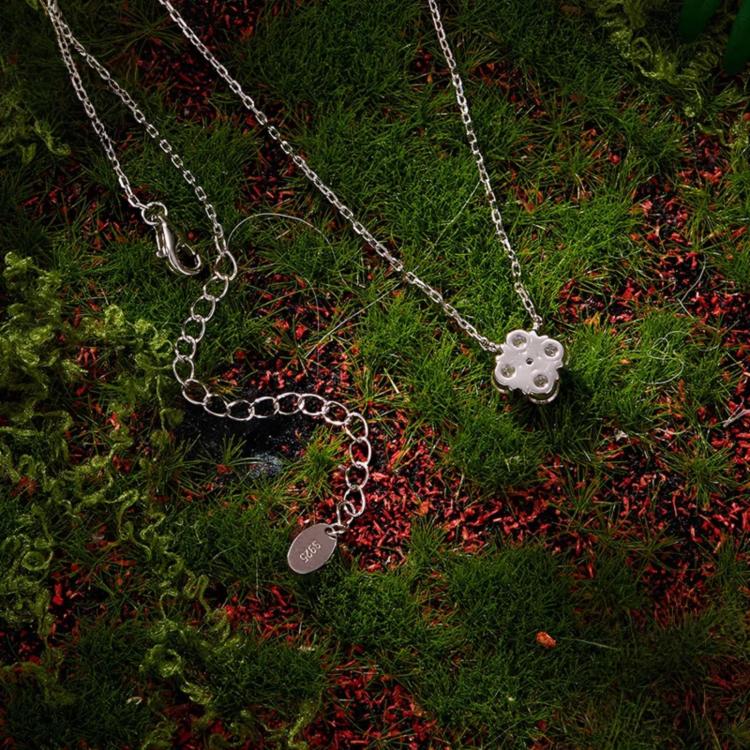 S925 Sterling Silver Lucky Four-Leaf Clover Moissanite Necklace