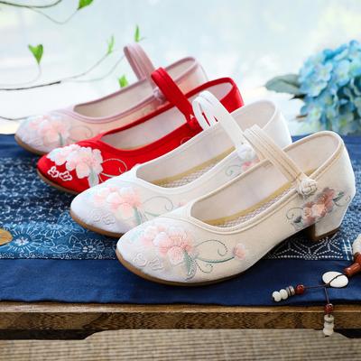Fangxin, il nuovo tacco quadrato è abbinato a scarpe cheongsam Hanfu, scarpe singole in stile etnico, scarpe ricamate.