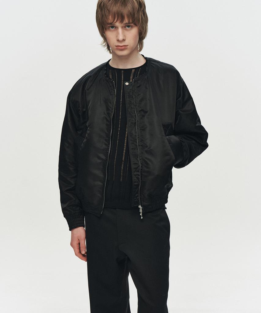 Heute Frame Collarless Bomber Jacket (Black)