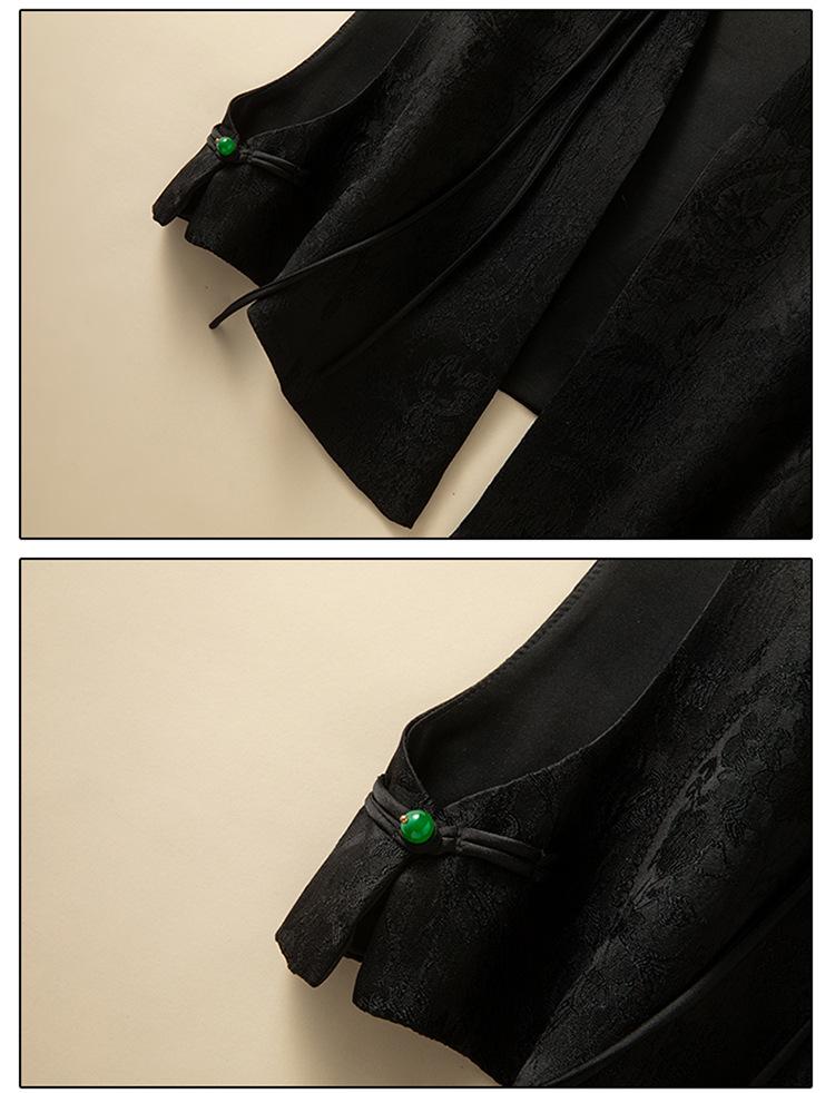 Spring/Summer Women's Chinese-Style Silk Vest with Frog Button