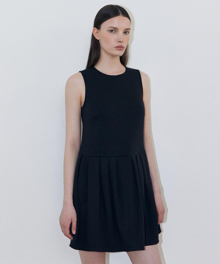 LADY VOLUME Pleated Mini Dress (Black)