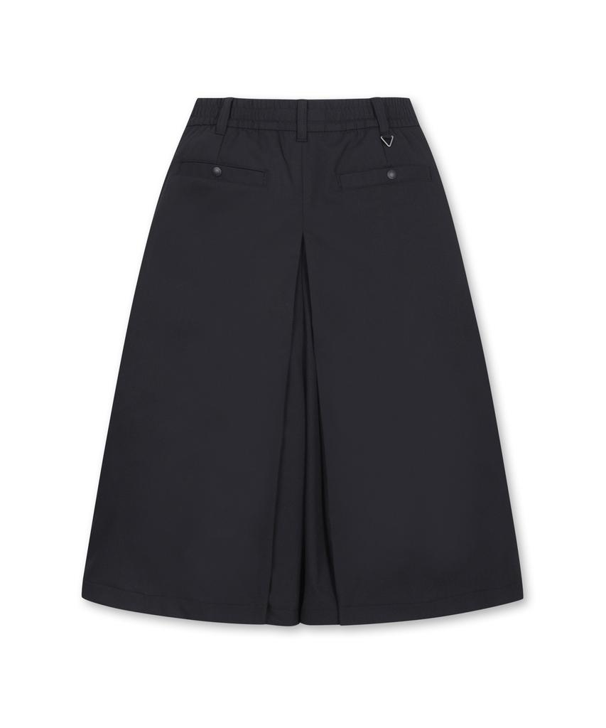 Goldeunbeeo (Women) Standard Bermuda Shorts_G5Pam25251Bkx