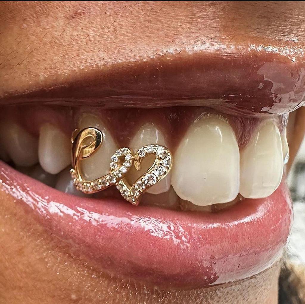 Hot Selling Halloween Hip Hop Grillz: Real Gold Plated Copper, Punk Zircon Paved, Big Gold Tooth Jewelry.