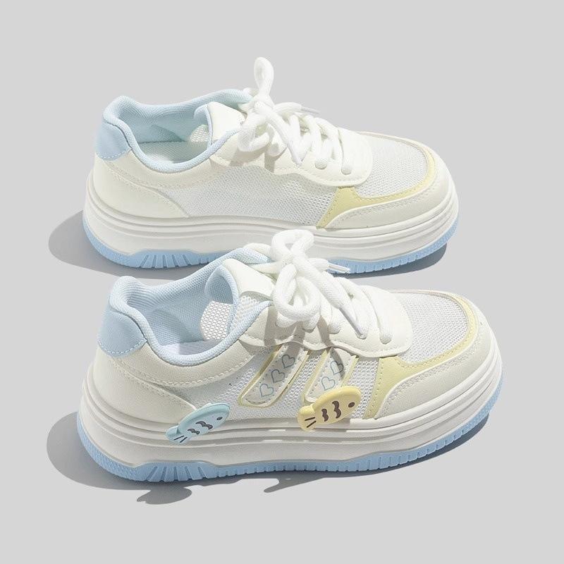 Süße lässige Sportschuhe Original koreanischer Stil Board Schuhe für Damen im Herbst und Winter 2026 Höhe Vielseitige Damenschuhe