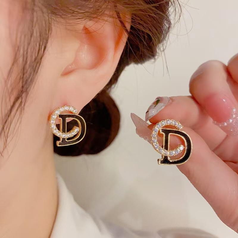 Electroplating 925 Fresh Petal Earrings Holiday Wind Stud Earrings Women