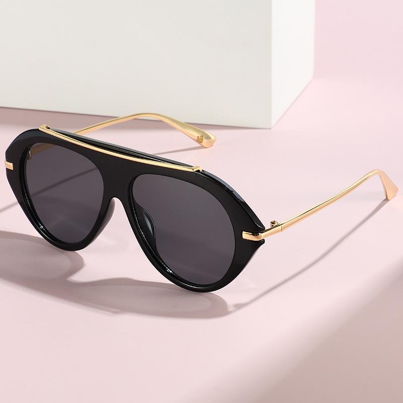 Fashion sunglasses women's high-end UV-proof toad glasses European and American new large-frame personalized sunglasses street shooting