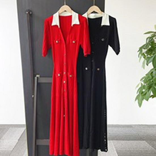 2025 Summer Korean V-neck Short-sleeve Knit Dress - Cinched Waist & Elegant Style