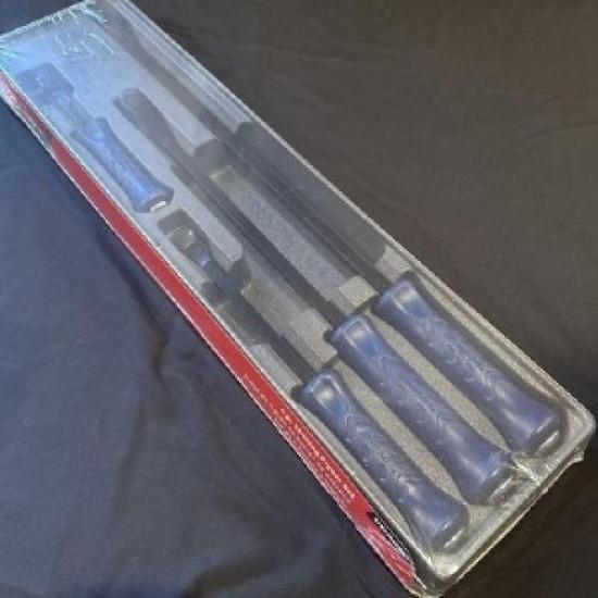 

Snap-on Tools Hard Grip Striking Prybar SPBS704AMB NEW SEALED Blue