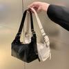 Cool Pull Girl Niche Design Leather Zipper Single Shoulder Portable Underarm Bag Retro European and American New Bag