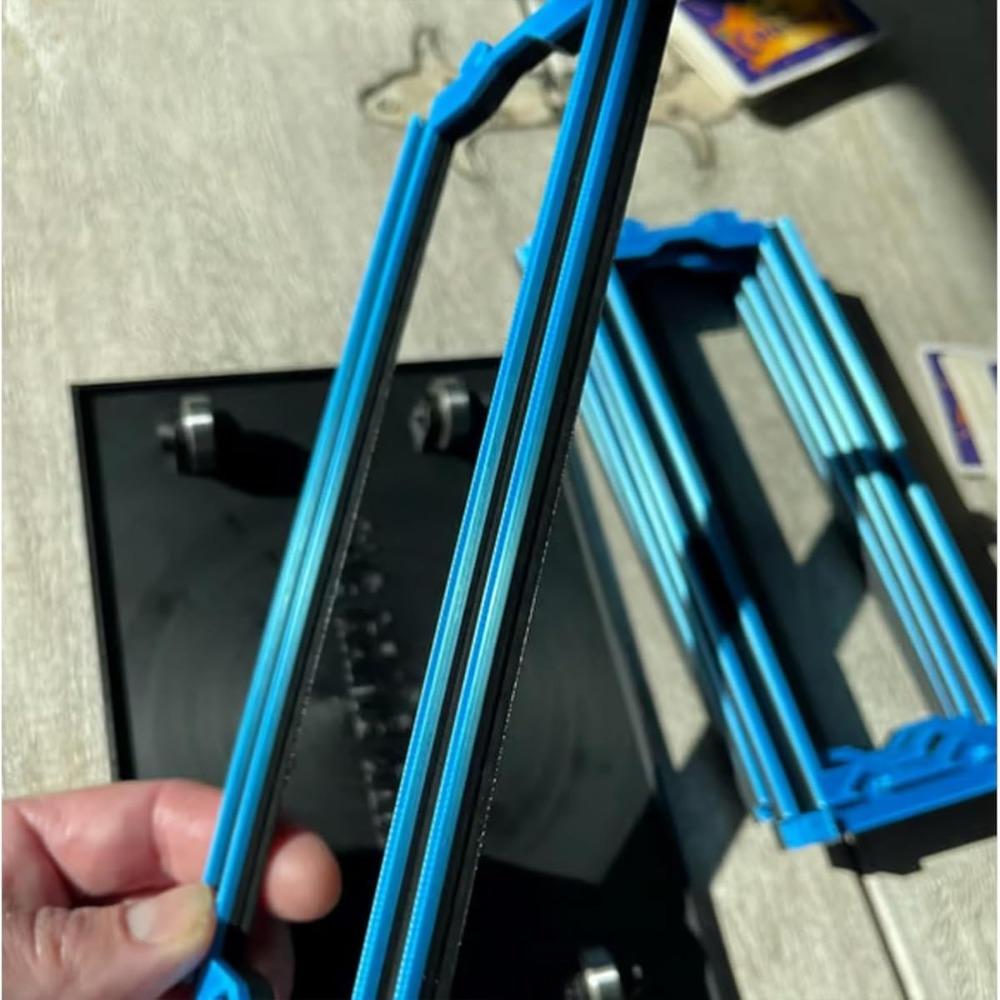 Inovative Card Game Glider Portable Game Accessory New Game Glider for Cards