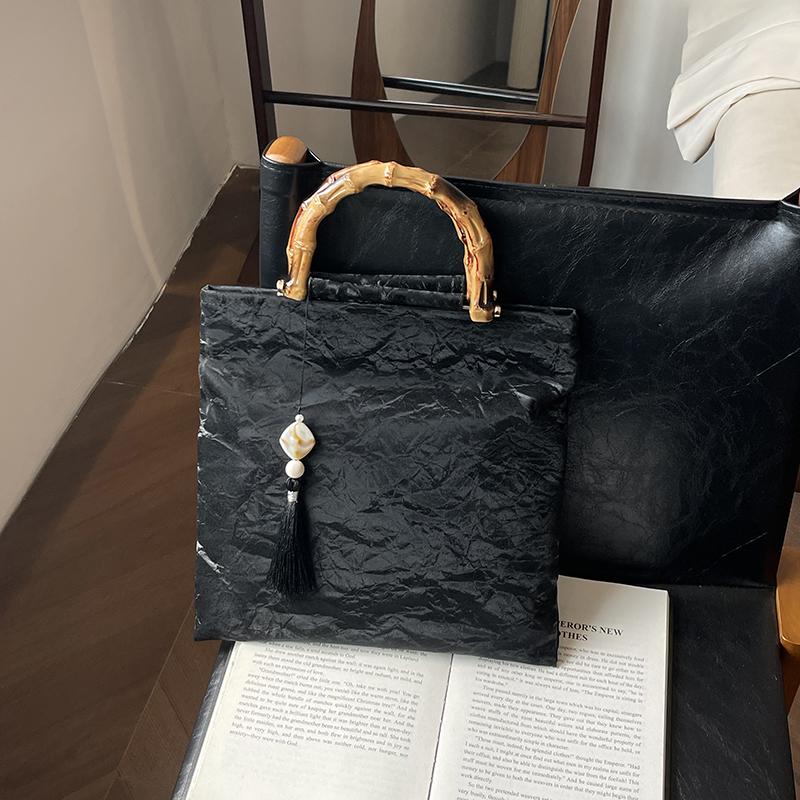 

Новая женская сумка из искусственной кожи с деревянной ручкой, мягкая ткань, высококачественная текстура, изысканный принт, усиливающий темперамент