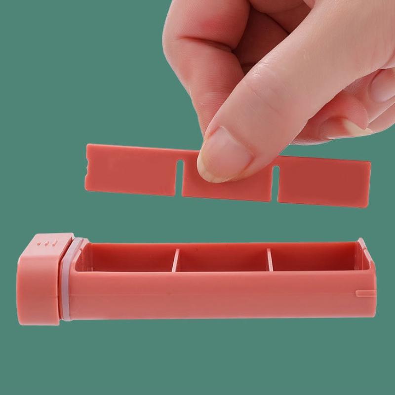 Mini Liten Bærbar Reise Vitaminboks Pilleesker Beholder Organizer Oppbevaring Tablett 7 Dager 6 Ruter Medisinoppbevaringsboks