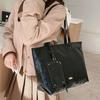 Commuting Simple and Fashionable Bag, High-end Quality, Large-capacity Single-shoulder Armpit Bag