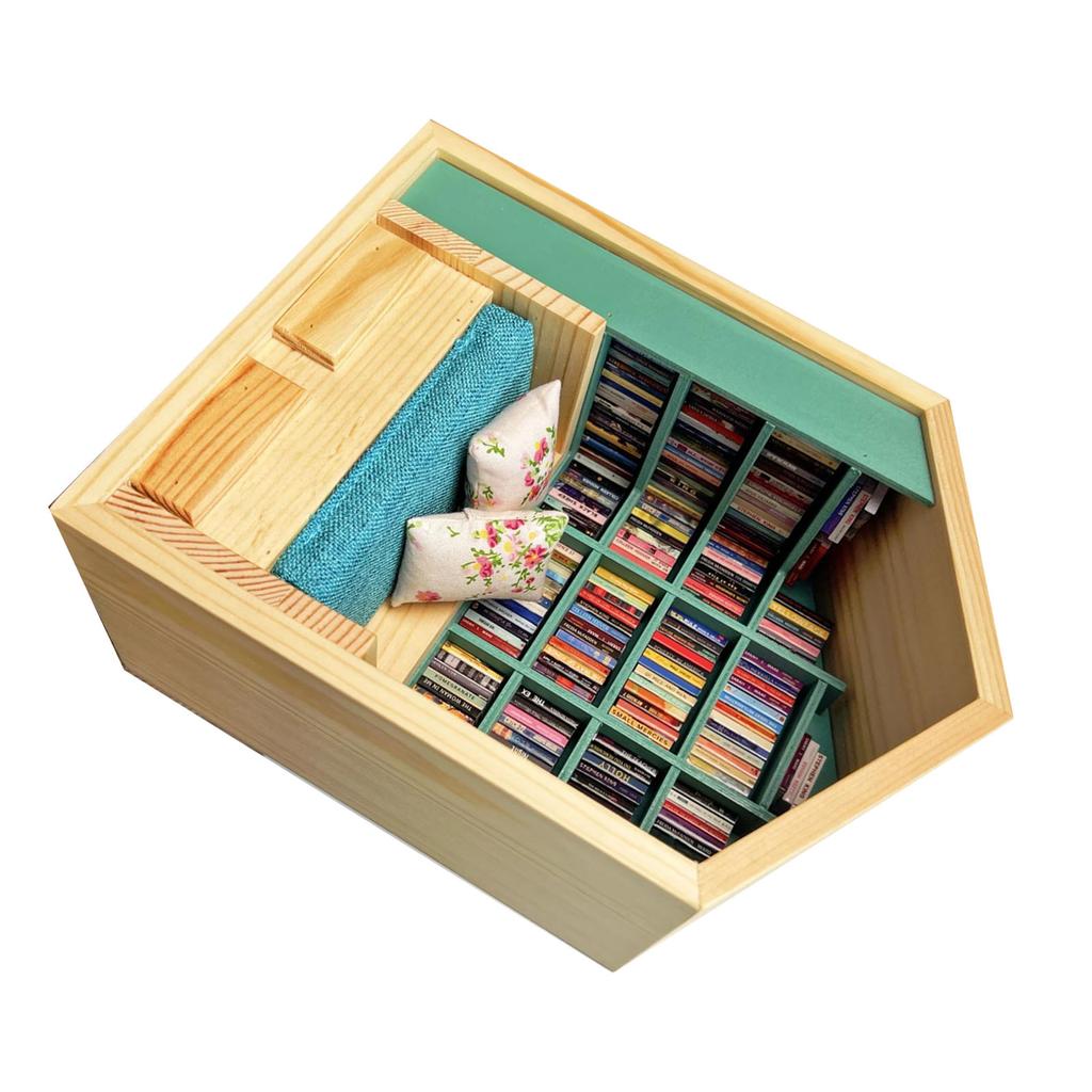 Angst Bücherregal Holz Miniatur Ausstellungsregal Ornament mit 2 Kissen 200 Buchmodellen für Wohnzimmer
