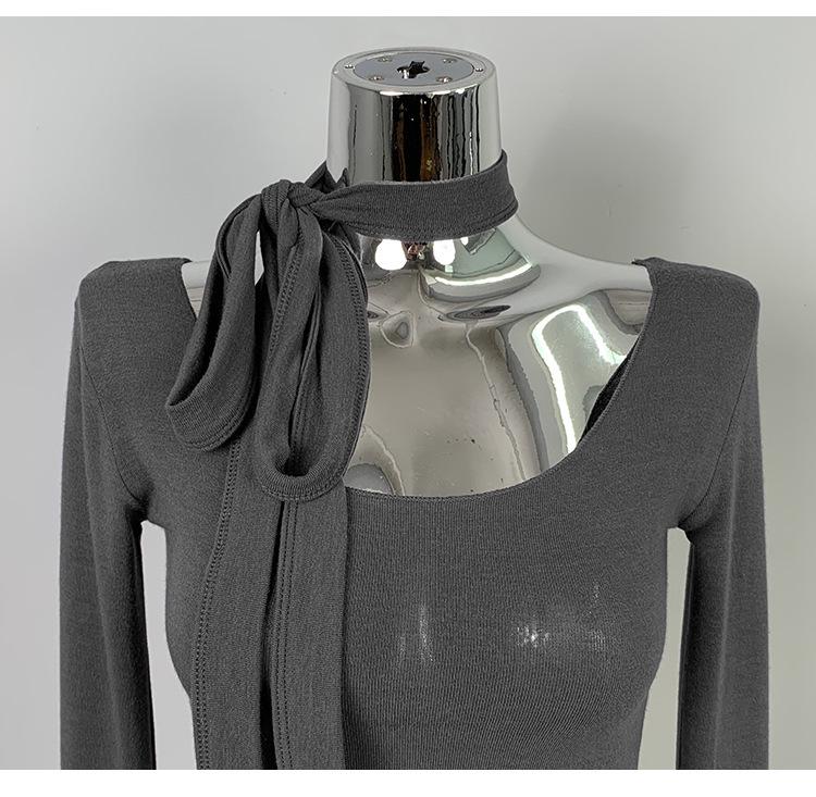 Korean Dongdaemun U-Neck Figure-Flattering Long-Sleeve Slim Fit T-Shirt for Women