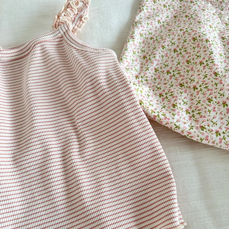 Débardeur pour filles Collection Été Enfants Coréen Polyvalent et Mignon Débardeur à Rayures Pit Fil Coloré