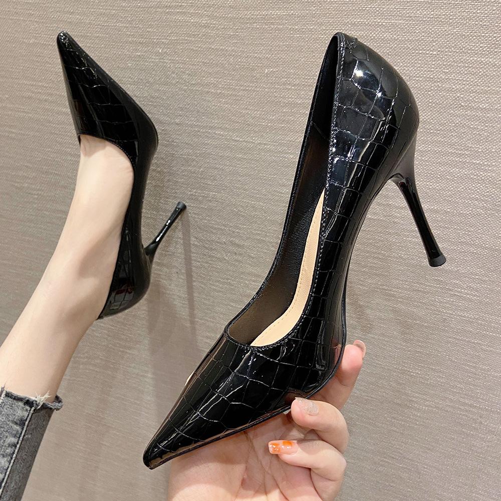 Fashion Women Shoes 2025 New Metal Stone Pattern Women Pumps Fashion High Heels Women Shoes Stiletto Sexy Wedding Shoes