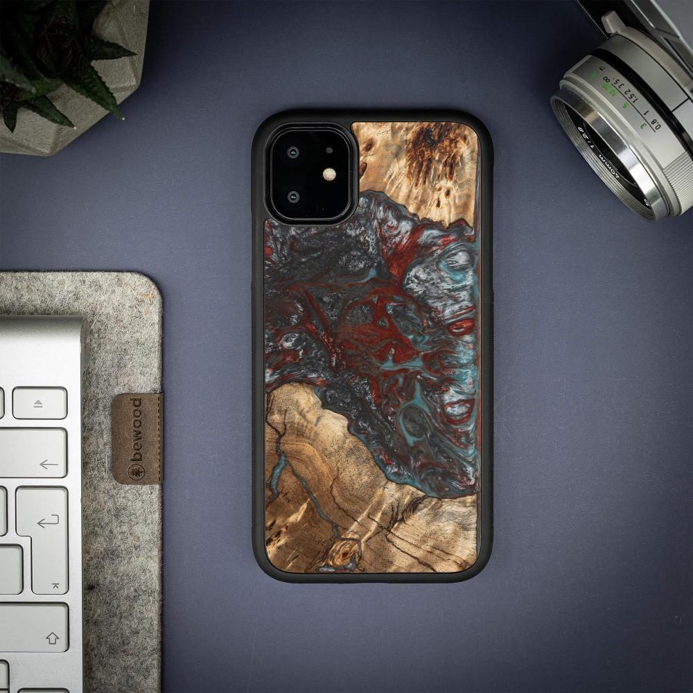Bewood Unique case for iPhone 11 - Planets - Pluto